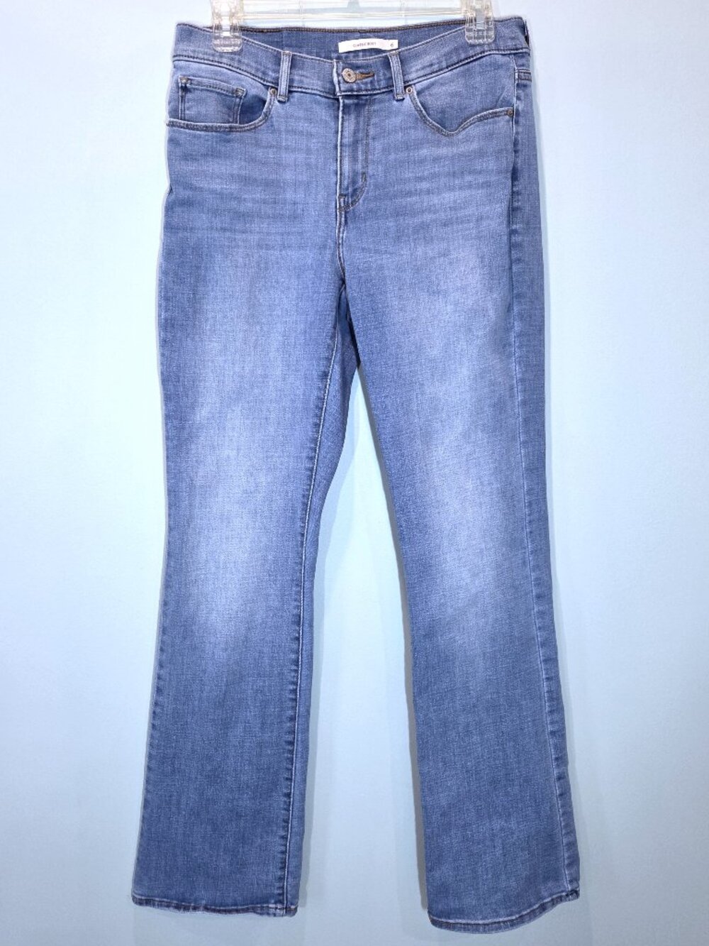 Levi's Classic Boot Cut Jeans Size 6